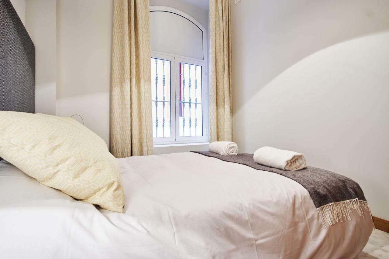 Arenal Carreteria Deluxe Suites By Valcambre Sewilla Zewnętrze zdjęcie